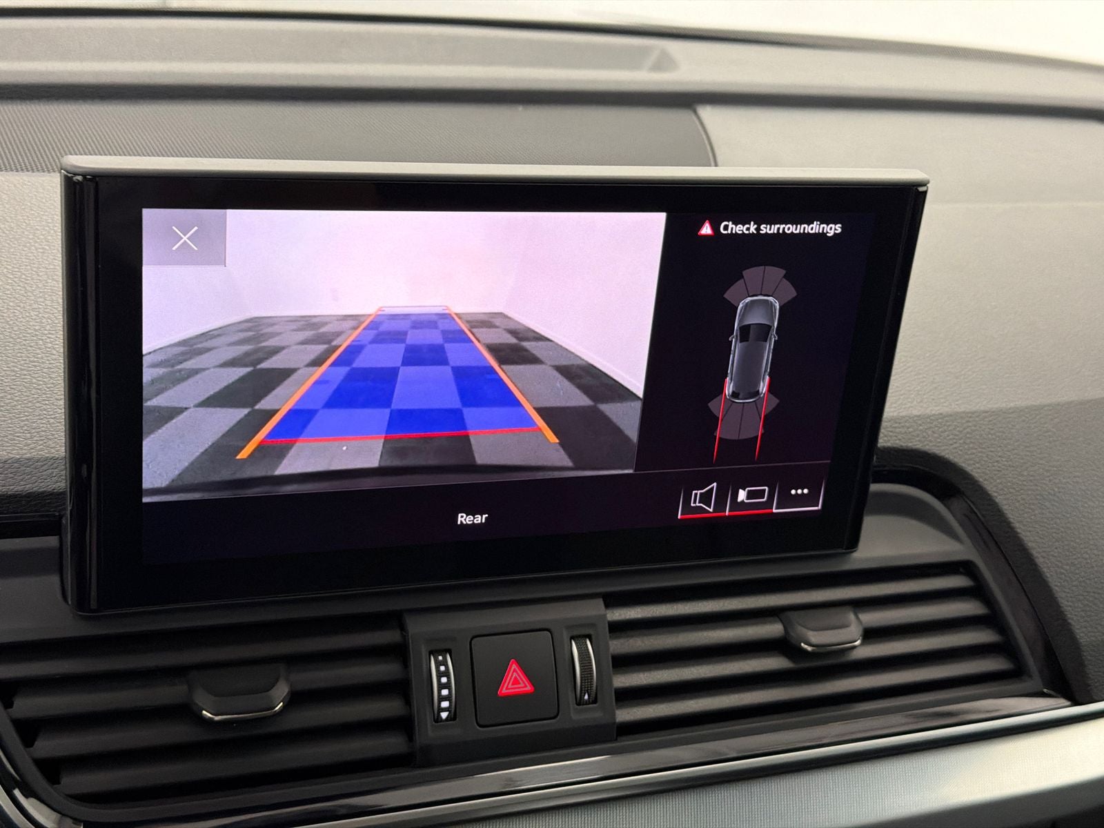 2025 Audi Q5 45 S line Premium quattro