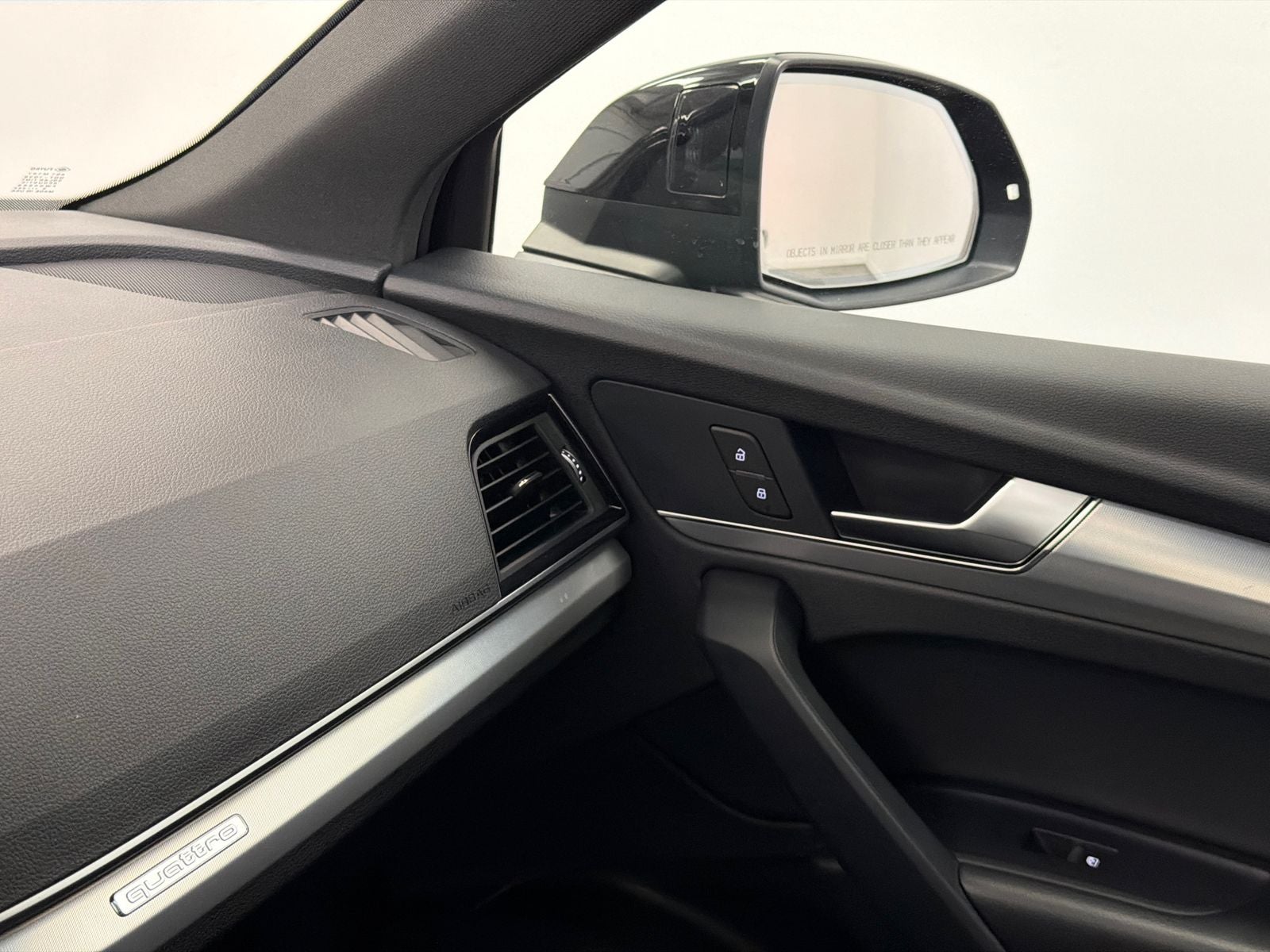 2025 Audi Q5 45 S line Premium quattro