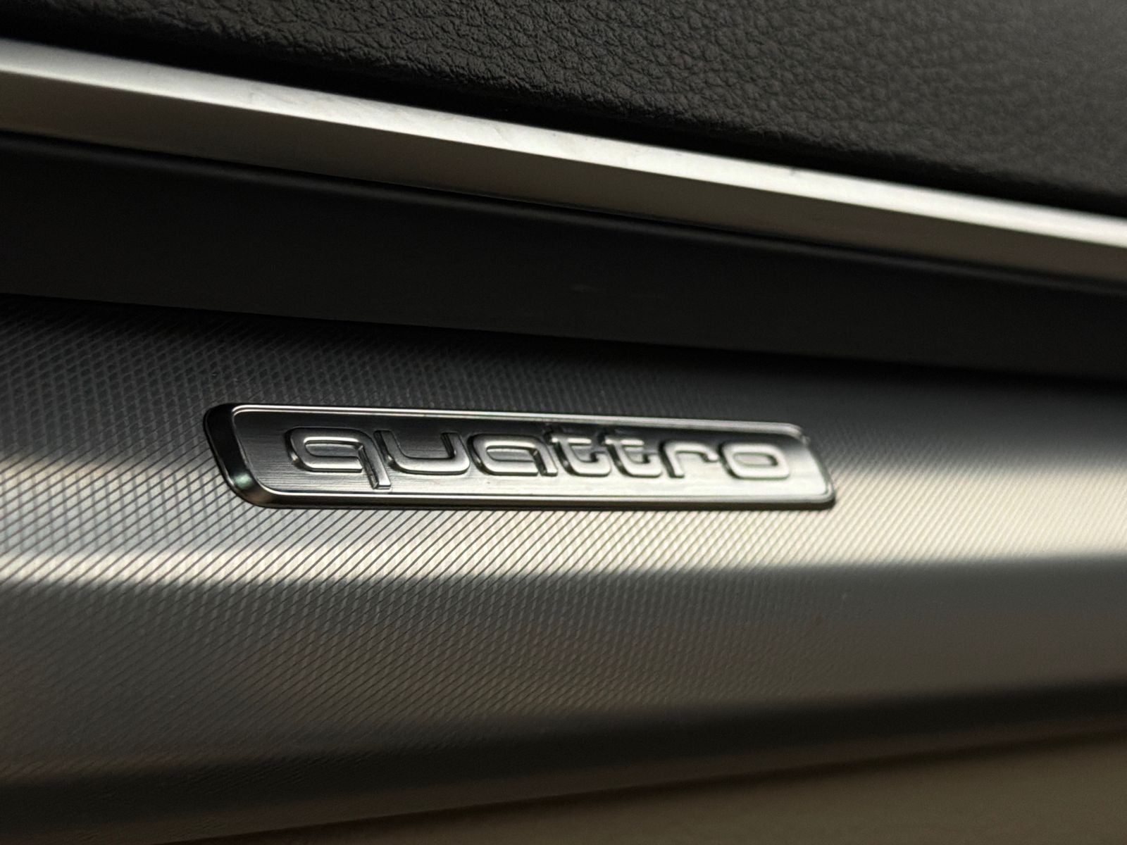 2025 Audi Q5 45 S line Premium quattro