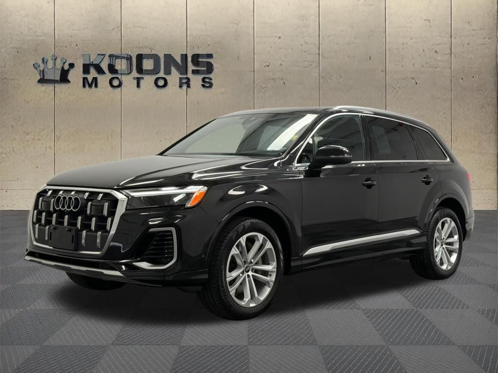 2025 Audi Q7 55 Premium Plus quattro Tiptronic's photo