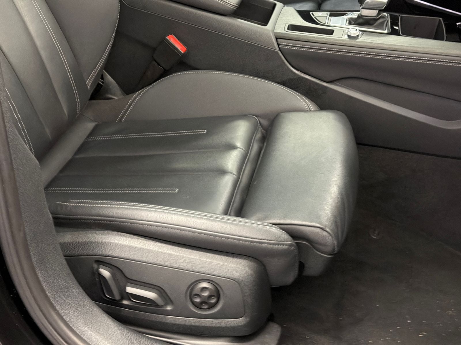 2024 Audi A4 45 S line Premium Plus quattro