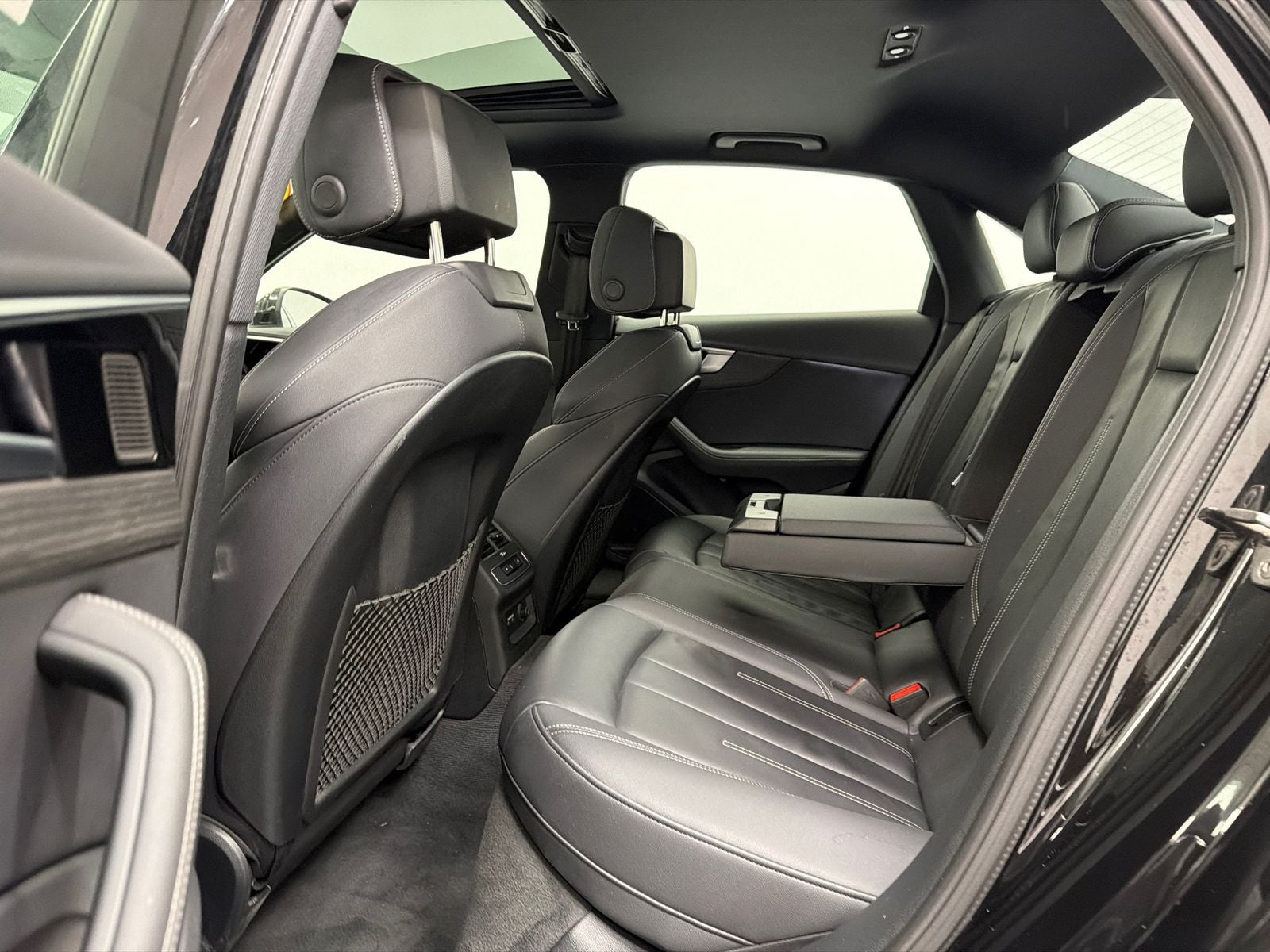 2024 Audi A4 45 S line Premium Plus quattro