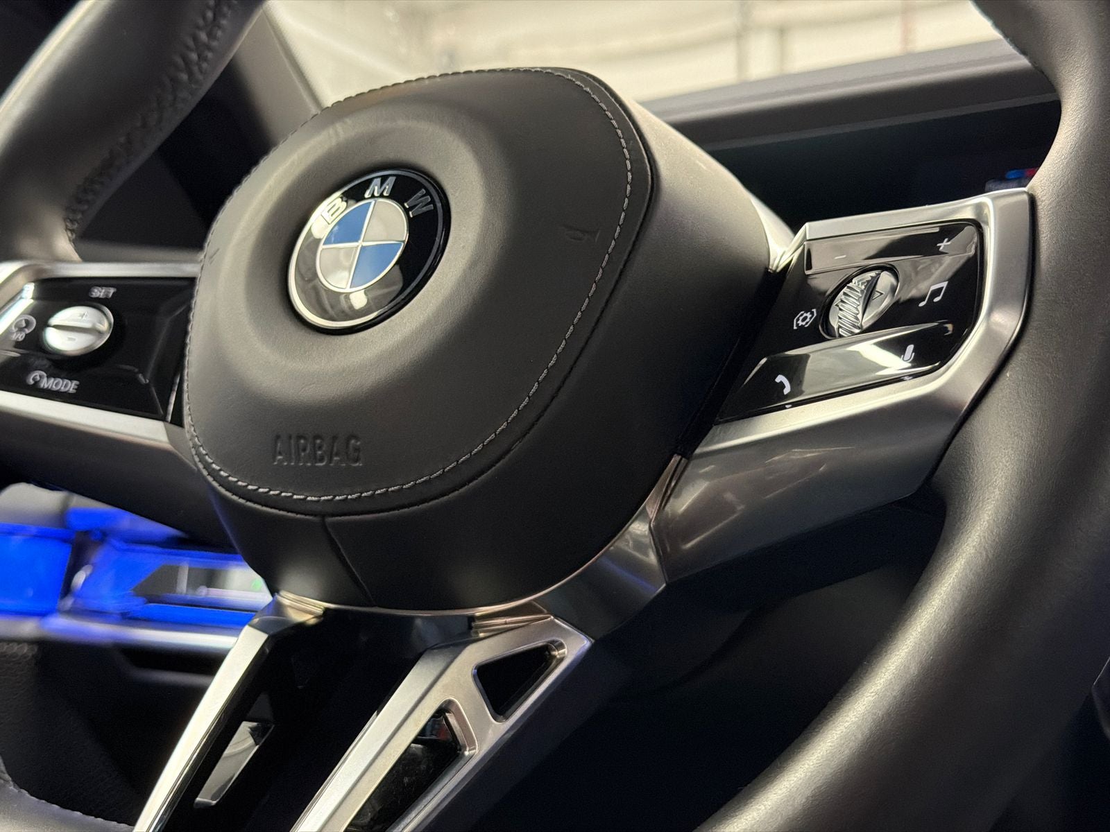 2025 BMW 7 Series 740i