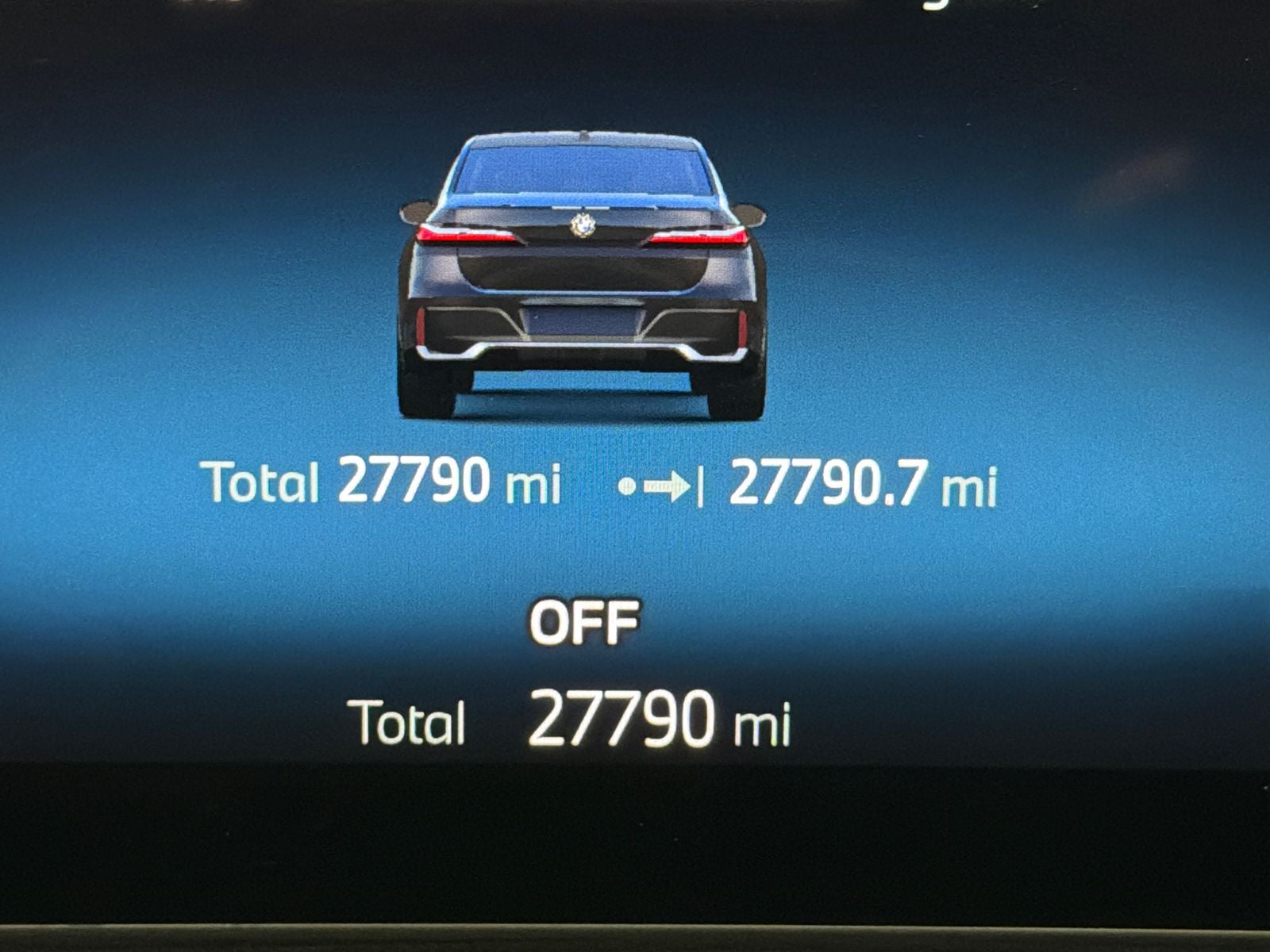 2025 BMW 7 Series 740i