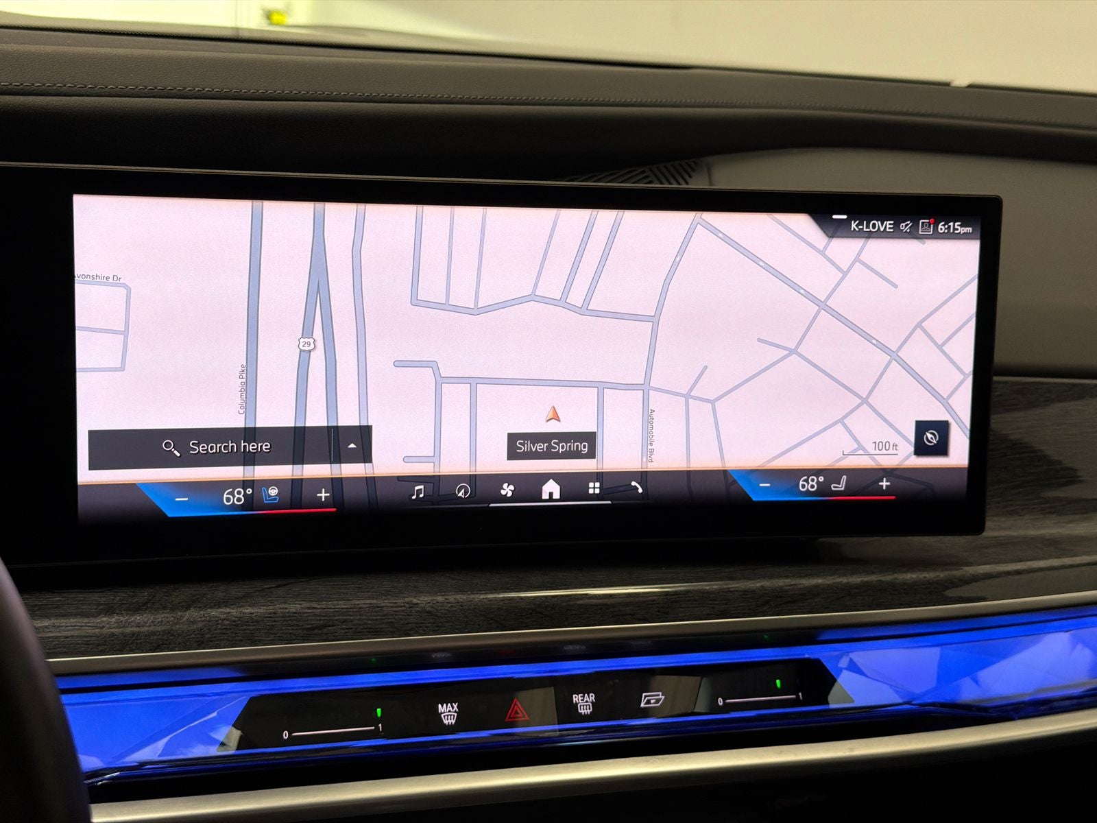 2025 BMW 7 Series 740i