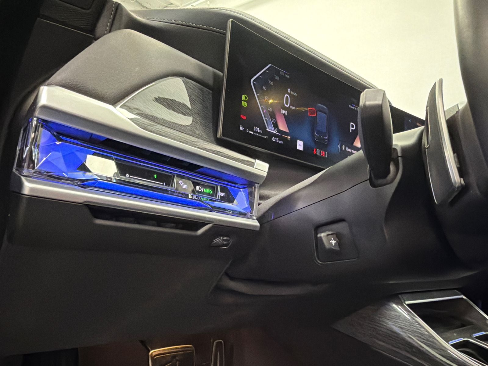2025 BMW 7 Series 740i