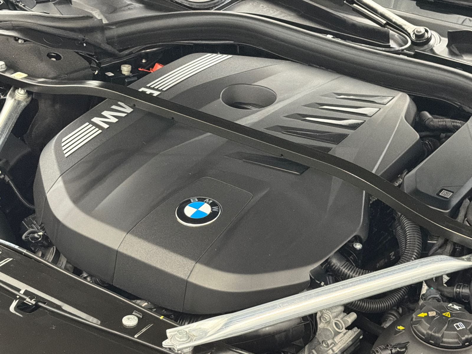 2025 BMW 7 Series 740i
