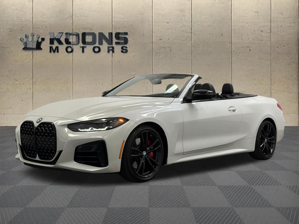 2022 BMW 4 Series M440i Convertible's photo