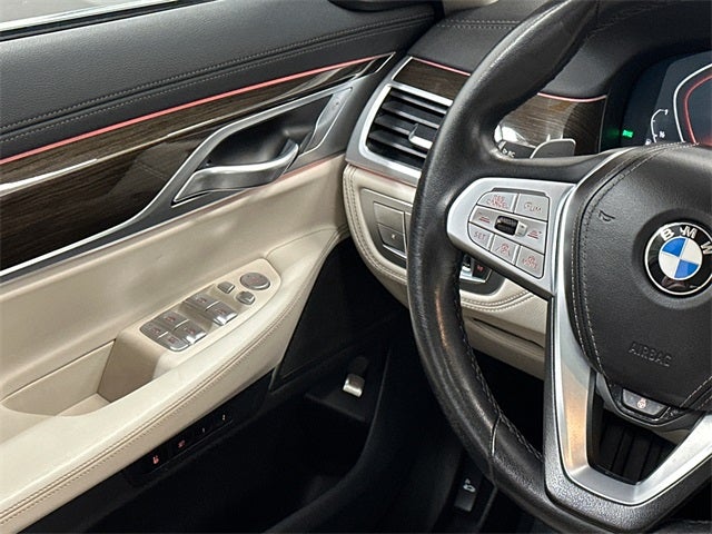 2022 BMW 7 Series 750i xDrive