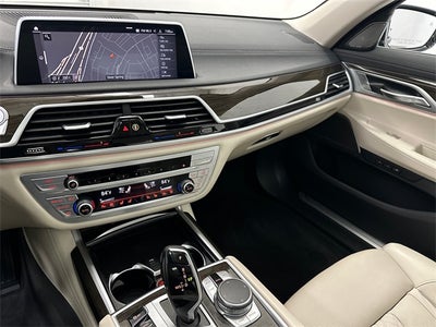 2022 BMW 7 Series 750i xDrive