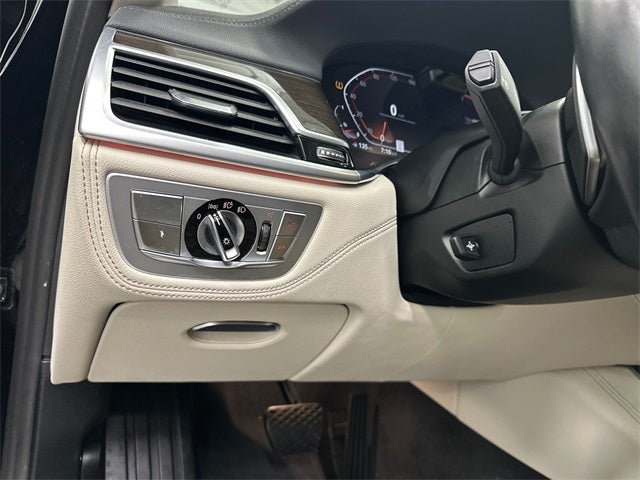 2022 BMW 7 Series 750i xDrive