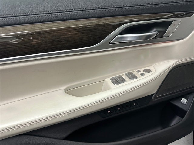 2022 BMW 7 Series 750i xDrive