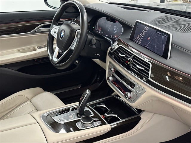 2022 BMW 7 Series 750i xDrive
