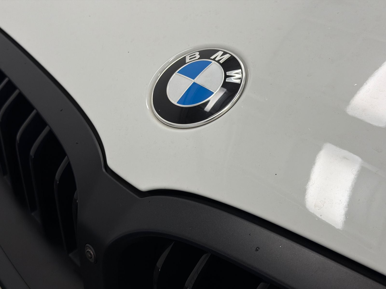 2025 BMW 8 Series M850i xDrive