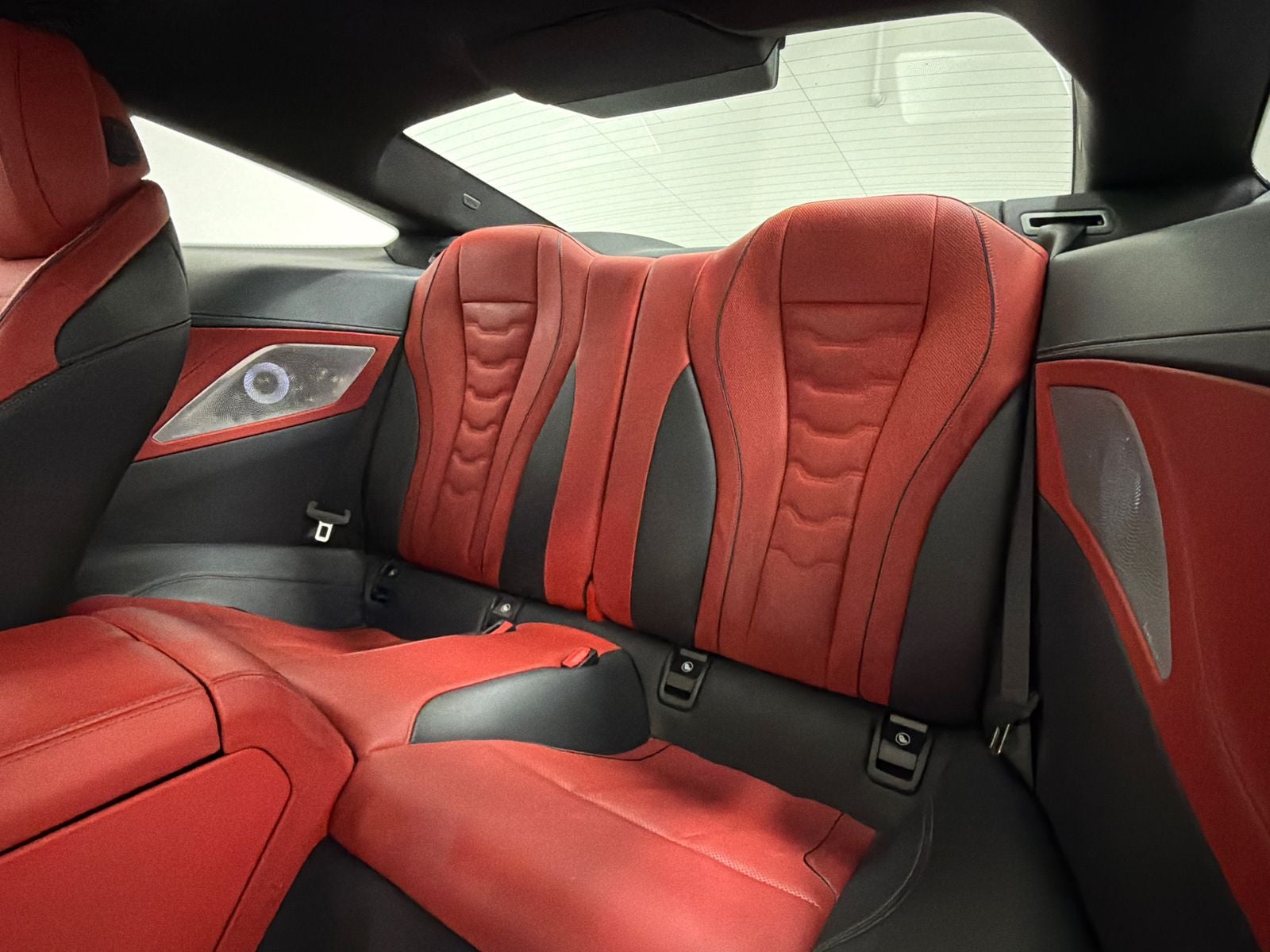 2025 BMW 8 Series M850i xDrive