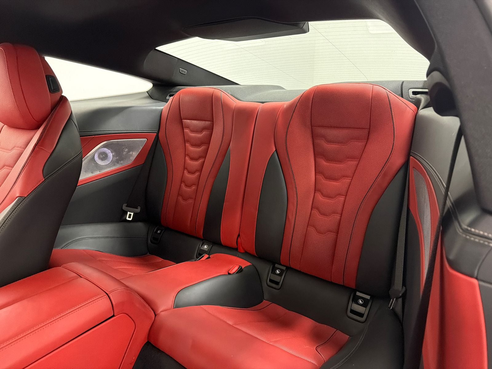 2025 BMW 8 Series M850i xDrive