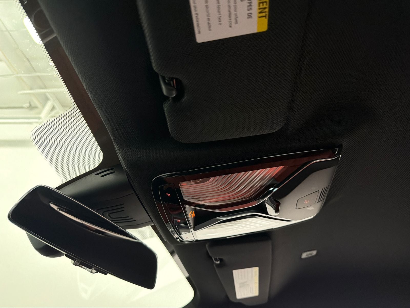 2025 BMW 8 Series M850i xDrive