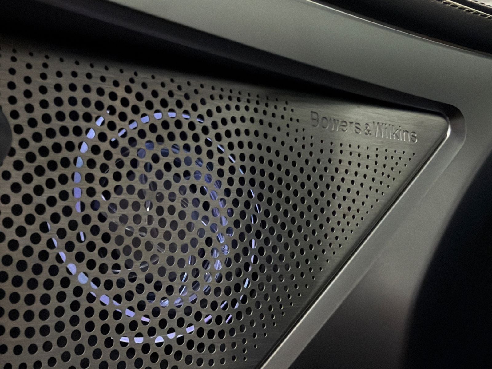 2025 BMW 8 Series M850i xDrive