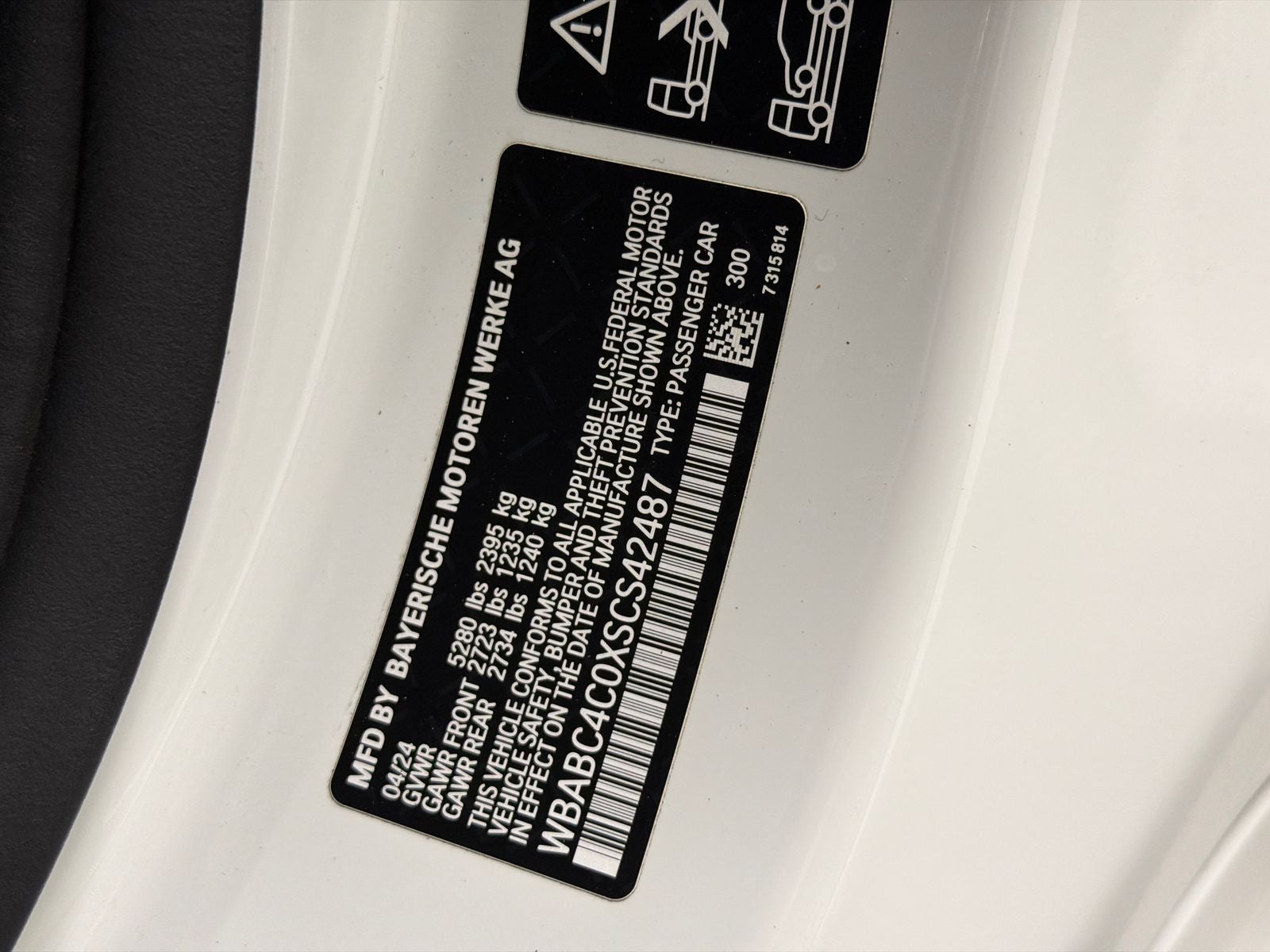 2025 BMW 8 Series M850i xDrive