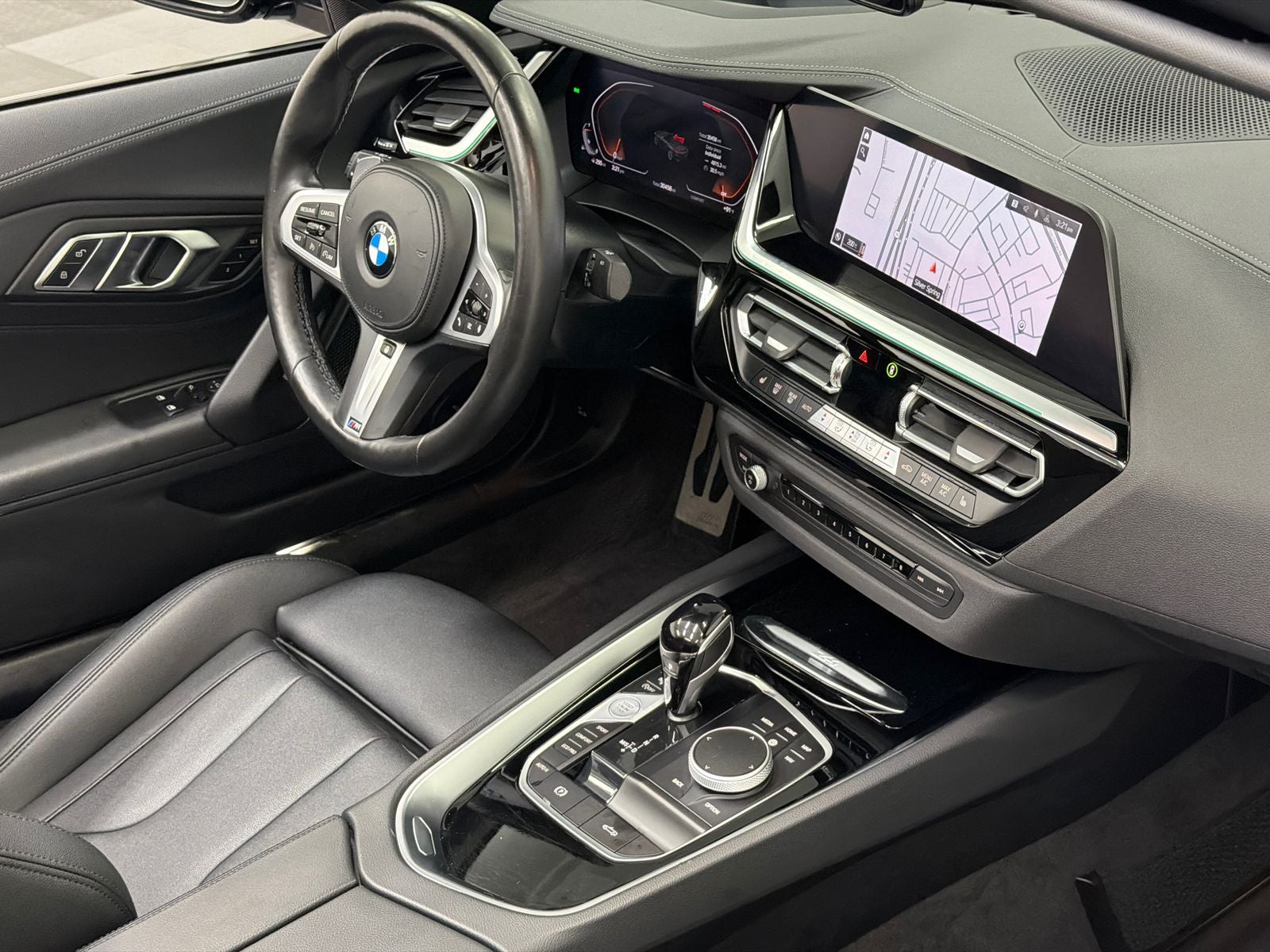 2025 BMW Z4 sDrive30i