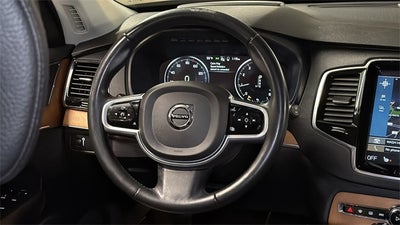 2021 Volvo XC90 T5 Momentum