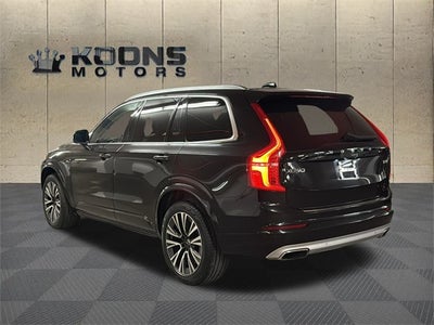 2021 Volvo XC90 T5 Momentum