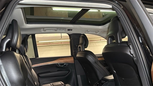 2021 Volvo XC90 T5 Momentum