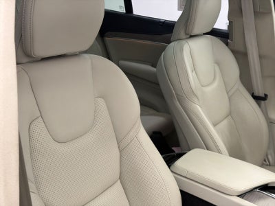 2024 Volvo XC90 Recharge Plug-In Hybrid Ultimate