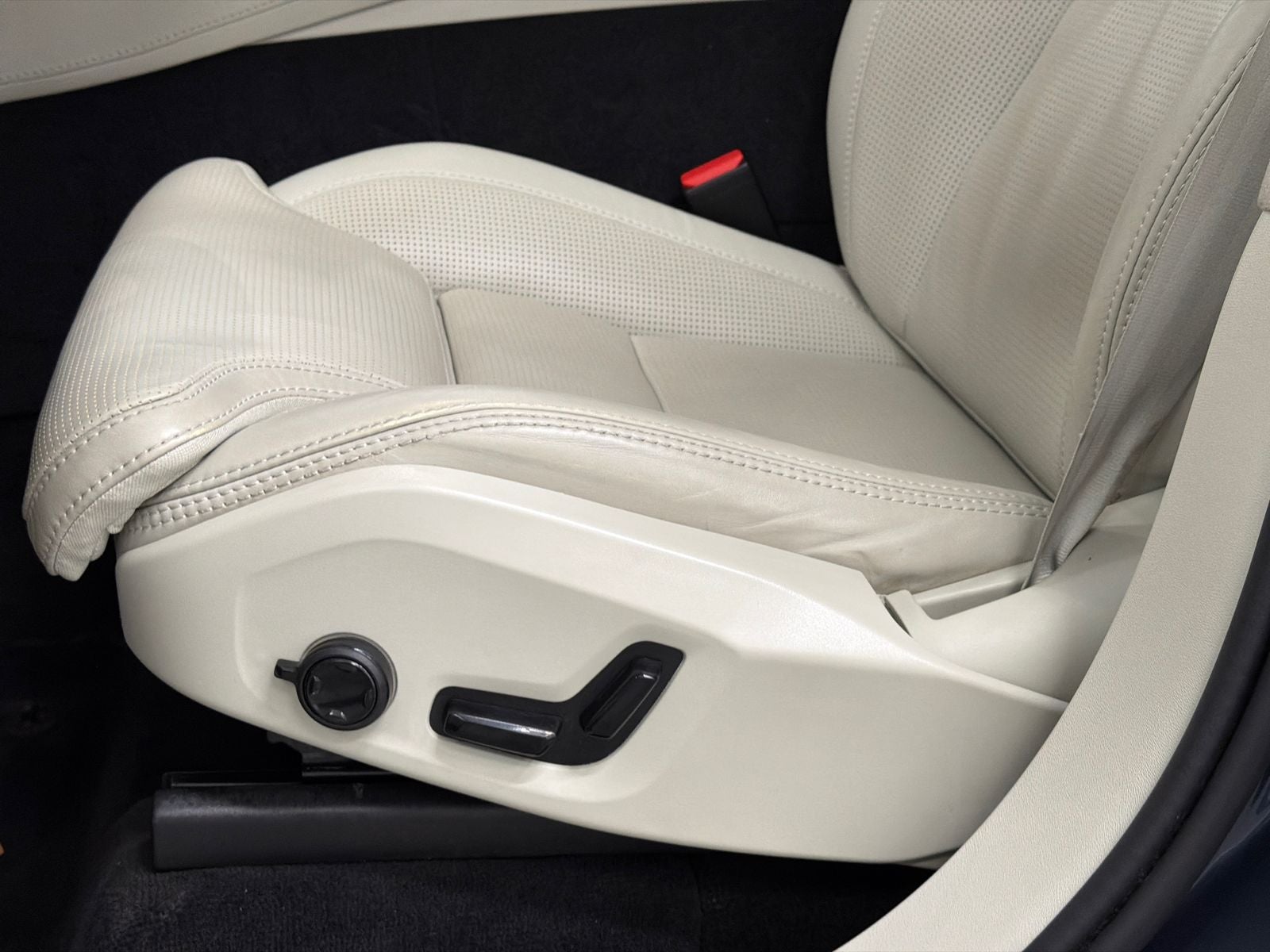 2024 Volvo XC90 Recharge Plug-In Hybrid Ultimate