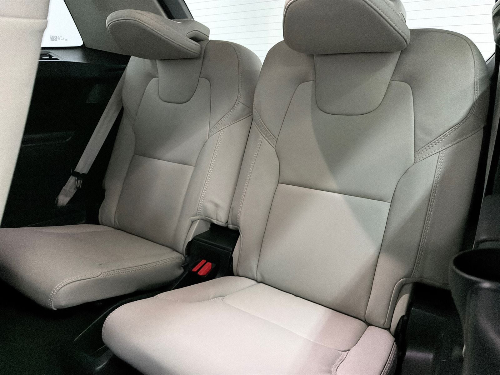 2024 Volvo XC90 Recharge Plug-In Hybrid Ultimate
