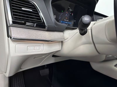2024 Volvo XC90 Recharge Plug-In Hybrid Ultimate