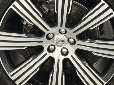2024 Volvo XC90 Recharge Plug-In Hybrid Ultimate