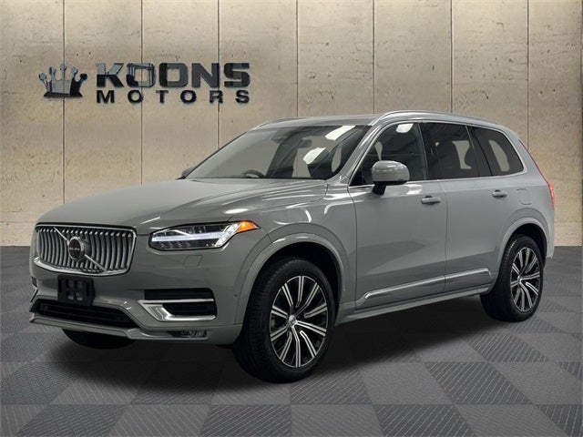 2024 Volvo XC90 B5 Plus