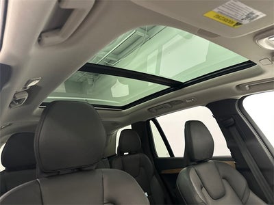 2024 Volvo XC90 B5 Plus