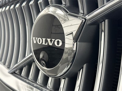 2024 Volvo XC90 B5 Plus
