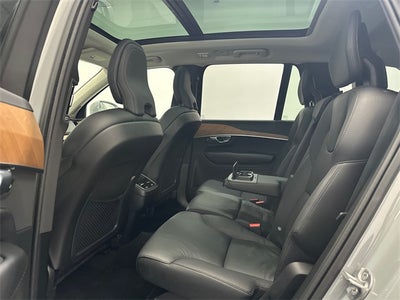 2024 Volvo XC90 B5 Plus