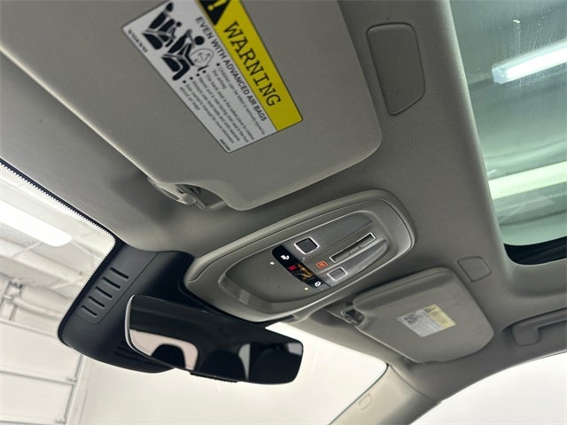 2024 Volvo XC90 B5 Plus