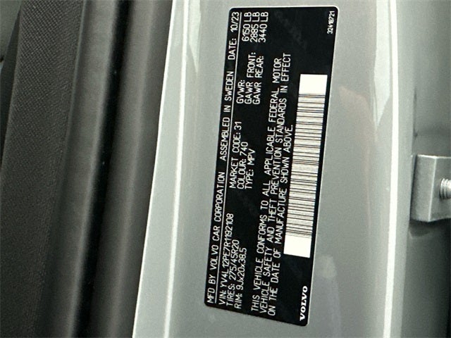 2024 Volvo XC90 B5 Plus