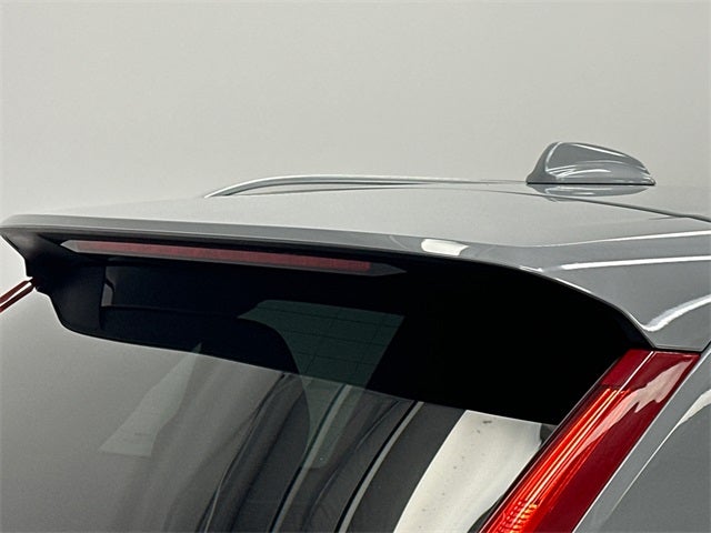 2024 Volvo XC90 B5 Plus