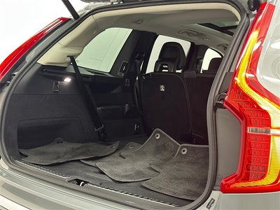 2024 Volvo XC90 B5 Plus