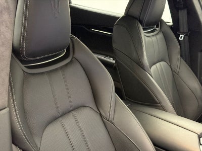 2022 Maserati Quattroporte Modena