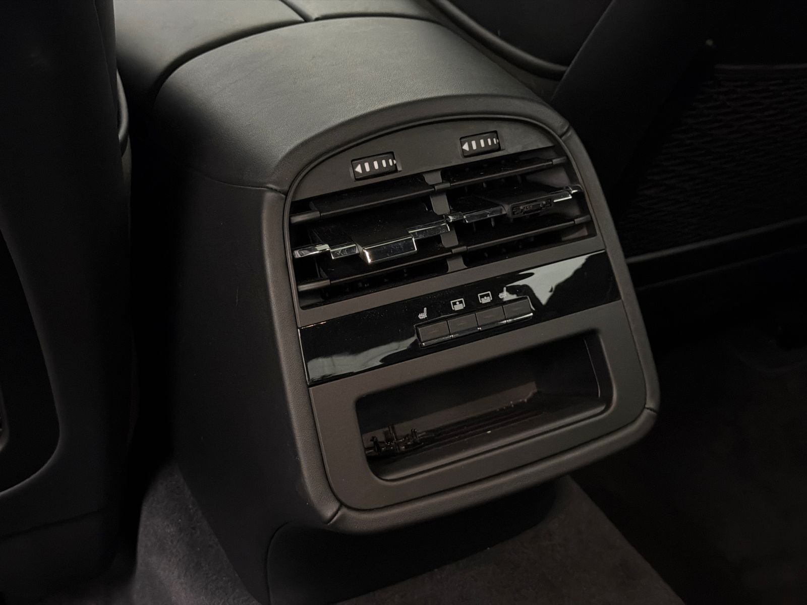 2022 Maserati Quattroporte Modena