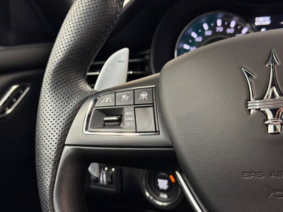 2022 Maserati Quattroporte Modena