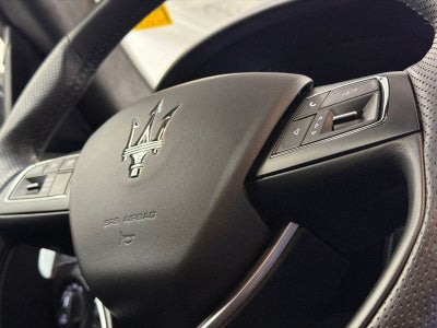 2022 Maserati Quattroporte Modena