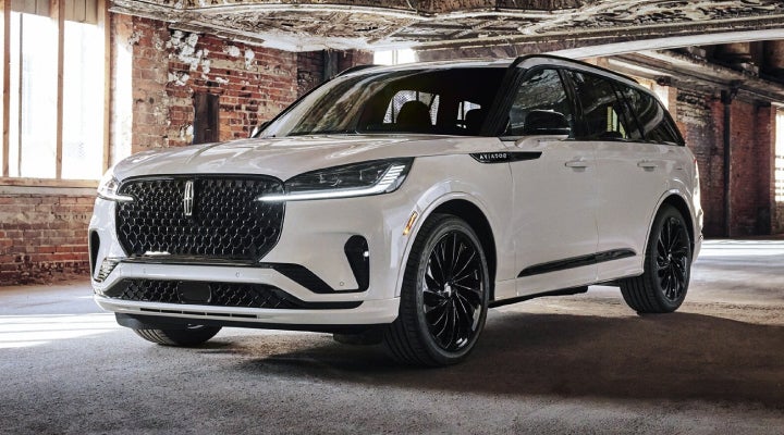 A 2026 Lincoln Aviator® SUV is shown with the available Jet Appearance Package. | Koons Lincoln of Bethesda in Silver Spring MD