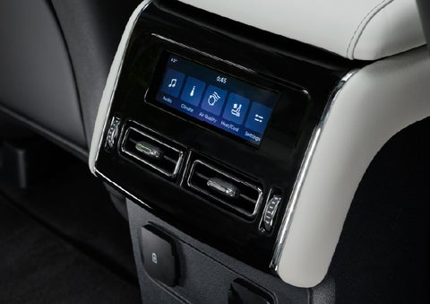 The second row touch screen displays audio and temperature control settings. | Koons Lincoln of Bethesda in Silver Spring MD