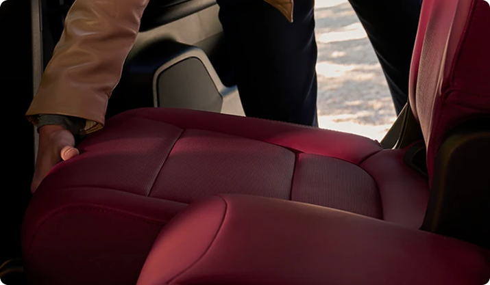 Sliding Second-Row Seats